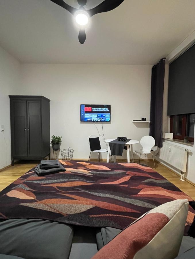 Cozy Studio-Apartment - Suedplatz لبسيا المظهر الخارجي الصورة